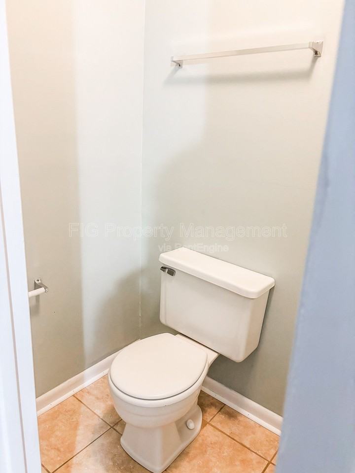 80 Jones Rd #24 - Photo 5 of 9