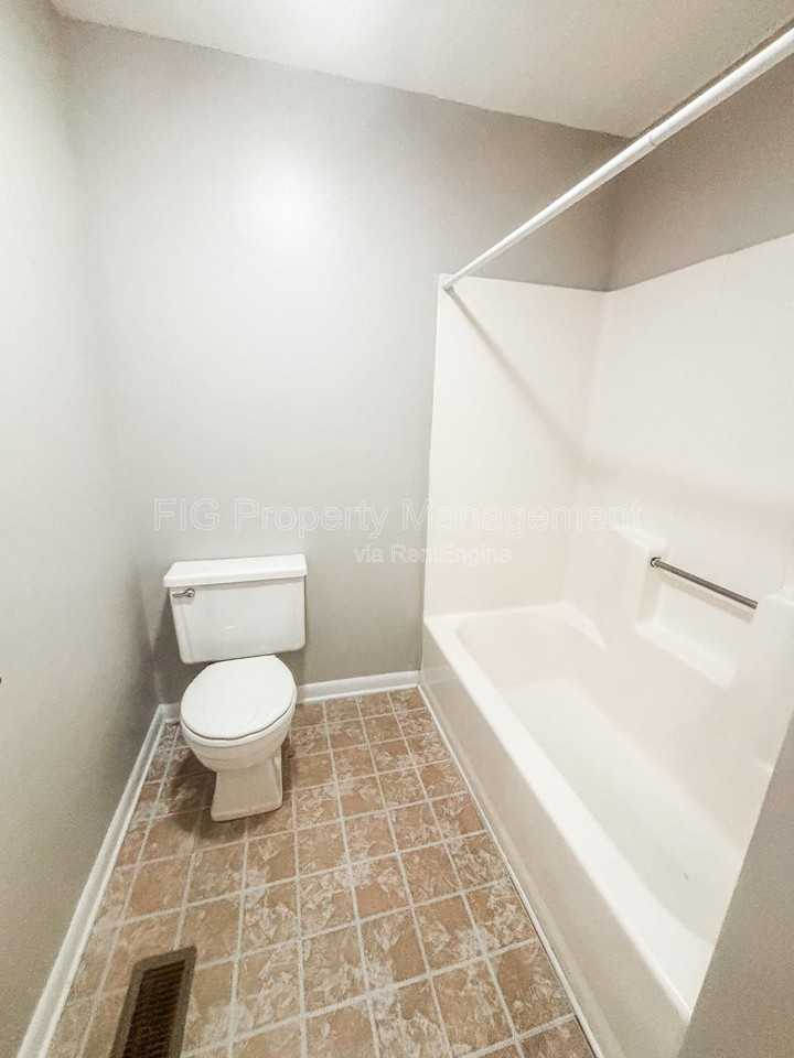80 Jones Rd #24 - Photo 7 of 9