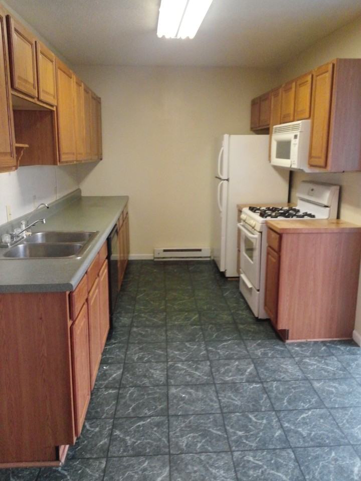 215 East Center Street - Photo 2 of 12