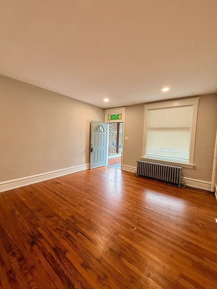 2319 N 4th St - Photo 4 of 26