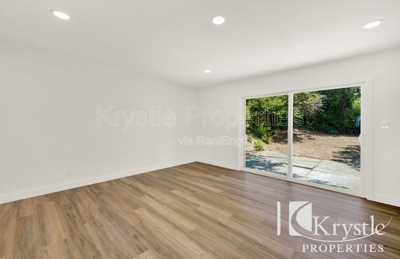 319 Aragon St - Photo 4 of 19