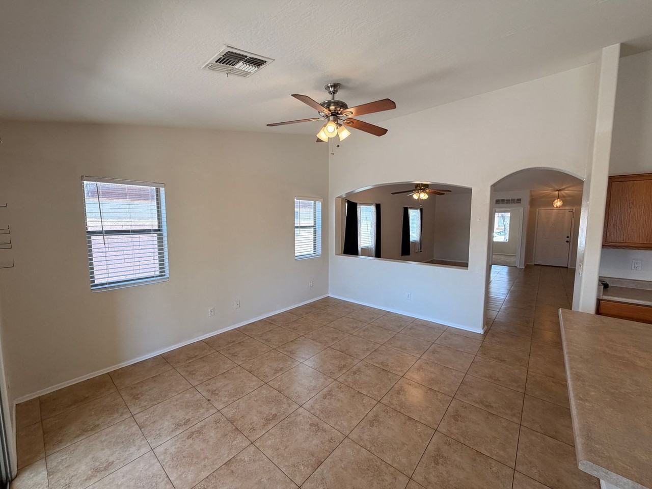 8409 W Payson Rd - Photo 4 of 17