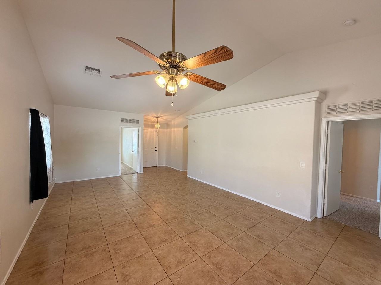 8409 W Payson Rd - Photo 6 of 17