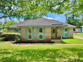 3224 Little John Dr - Photo 1 of 1