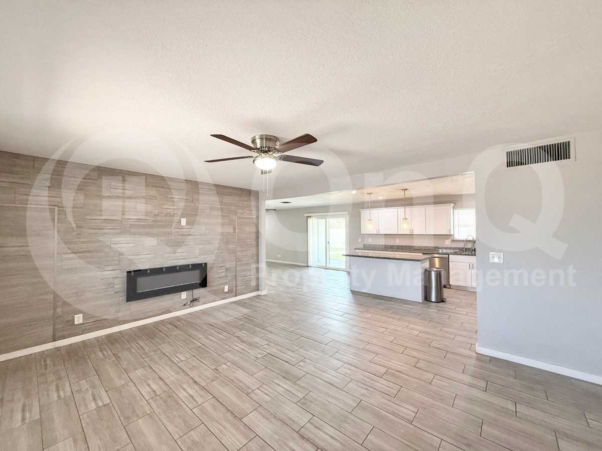 1718 W Auburn St - Photo 6 of 24