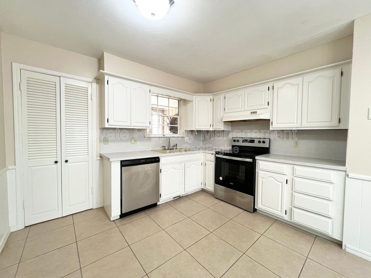 4225 Nw 51st St - Photo 2 of 22