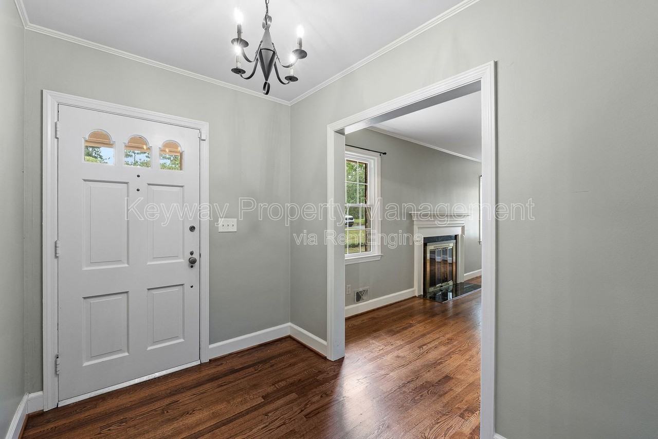 1529 Dibble Rd Sw - Photo 4 of 25