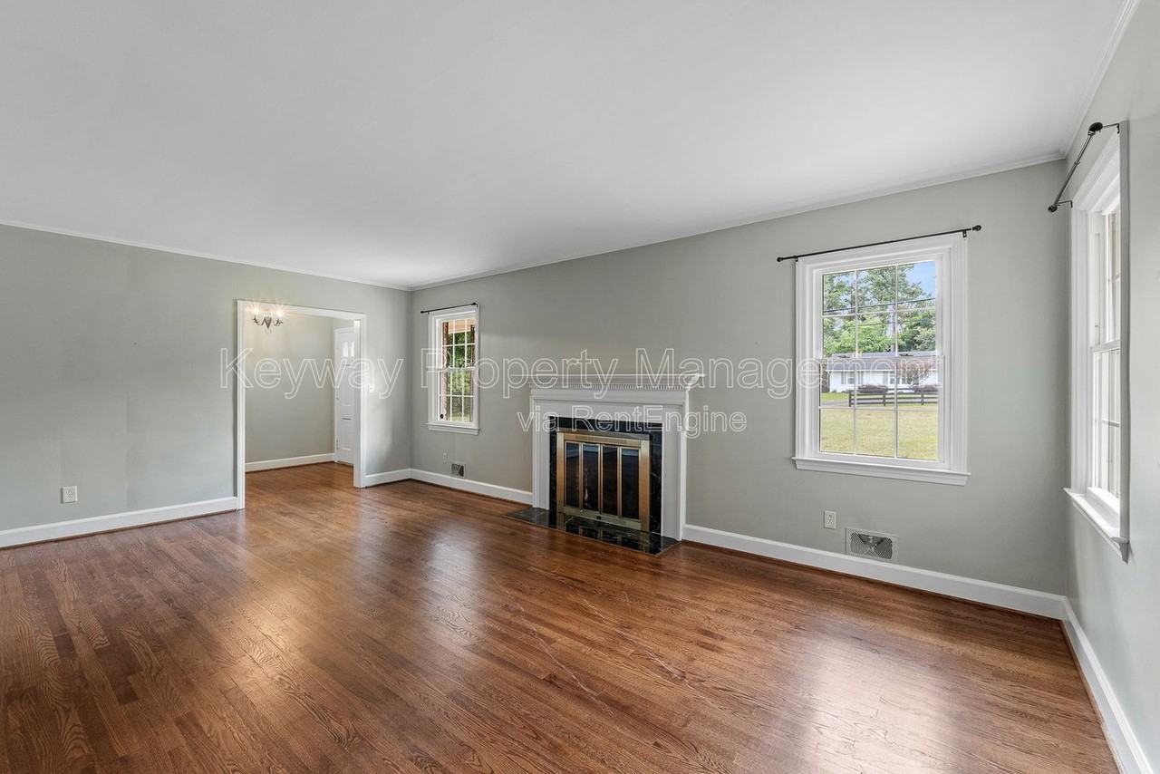 1529 Dibble Rd Sw - Photo 5 of 25