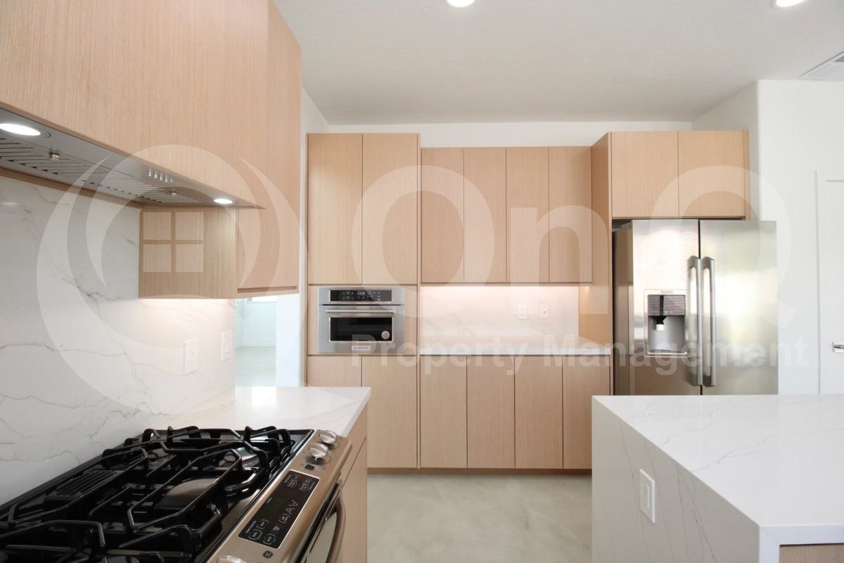 15019 N 100th Way - Photo 3 of 42