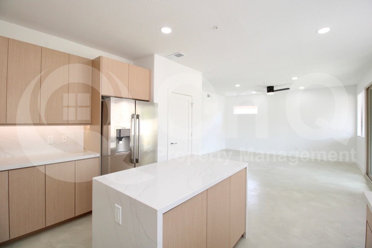 15019 N 100th Way - Photo 4 of 42