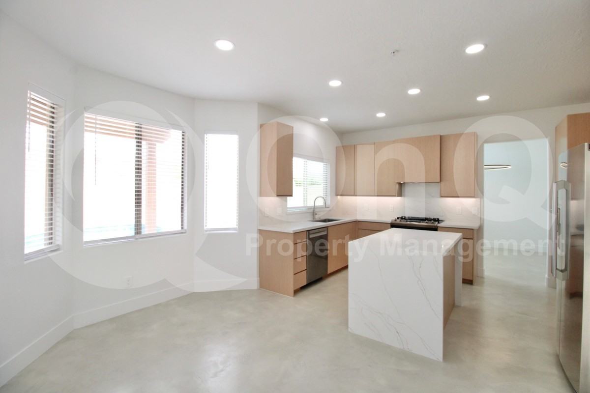 15019 N 100th Way - Photo 7 of 42