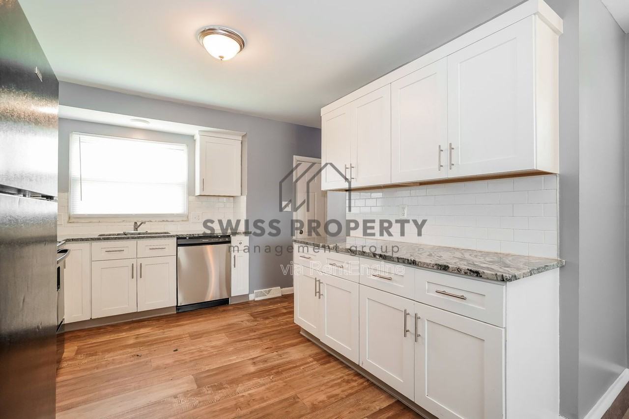 1642 Marina Dr - Photo 7 of 16