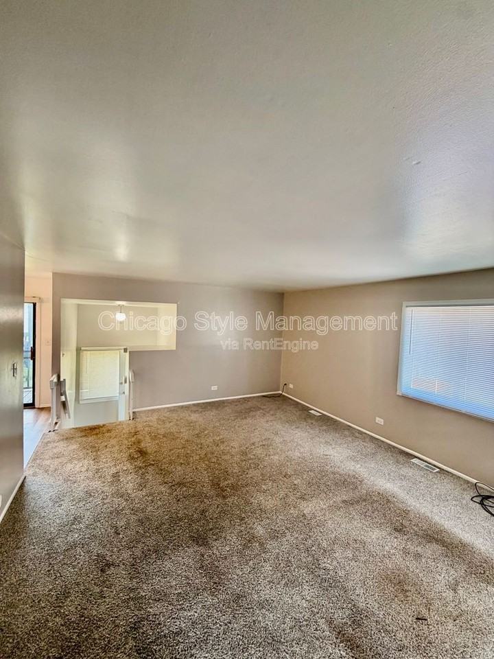 748 Manteca Ct #4 - Photo 4 of 24