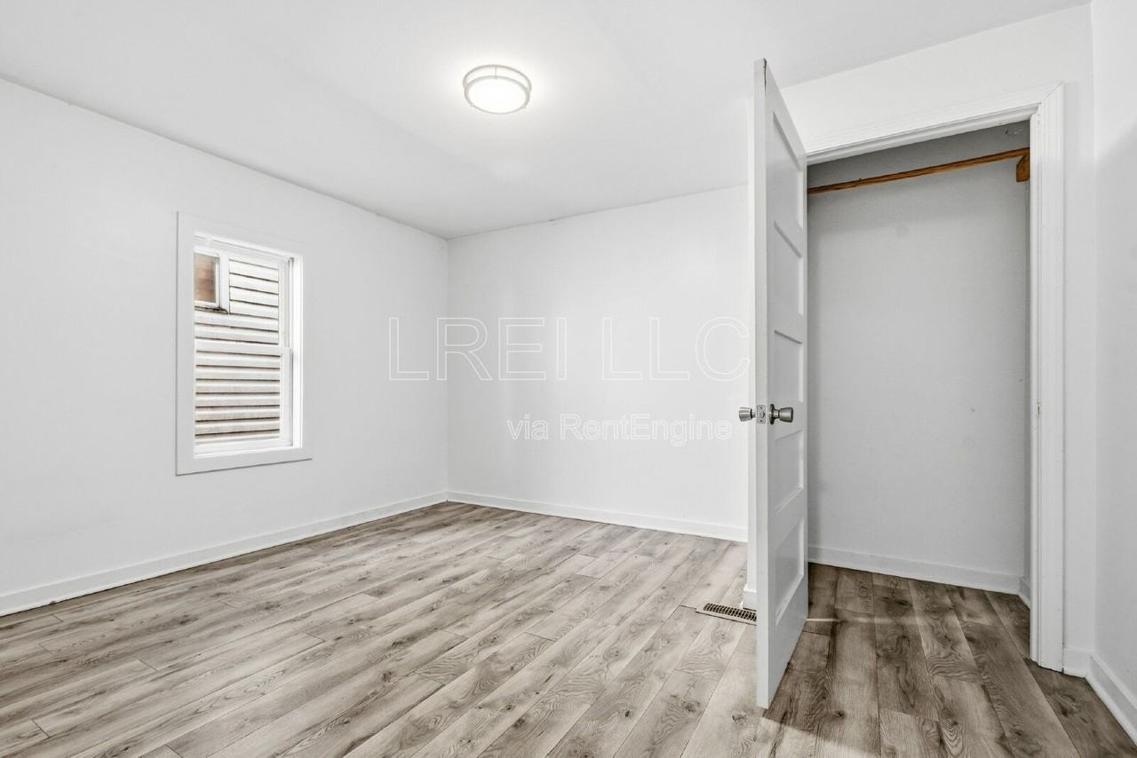 1743 W Hill St #2 - Photo 6 of 14