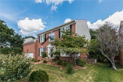 1244 Buckingham Cir - Photo 2 of 33