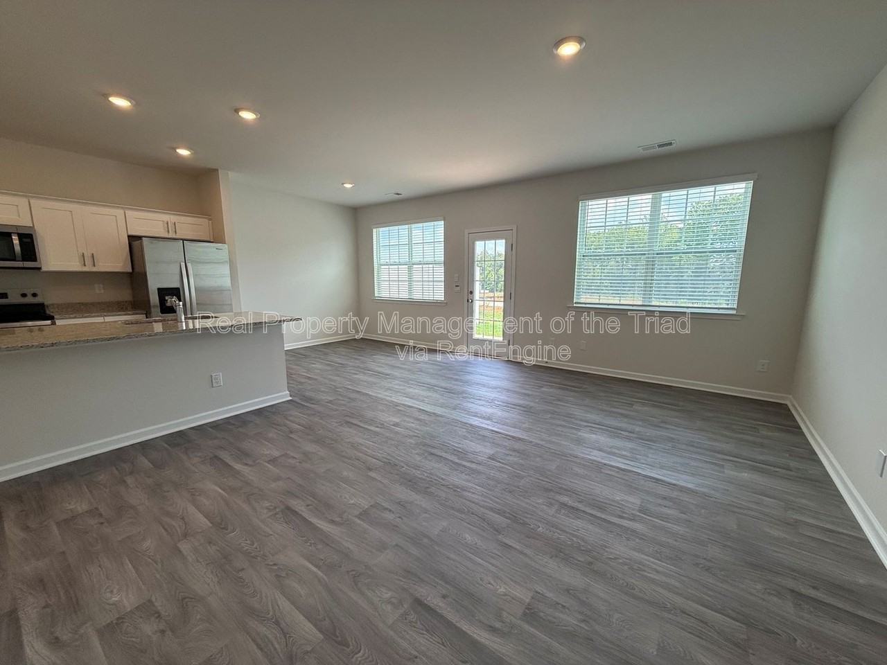 1112 Broholmer Ln - Photo 2 of 19