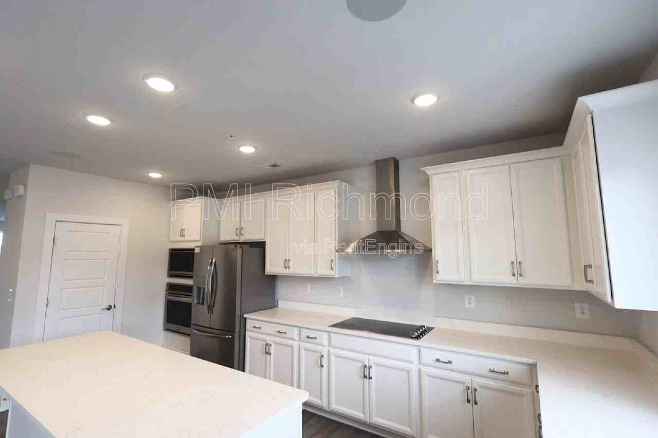 4344 Bon Secours Pkwy #B - Photo 4 of 21