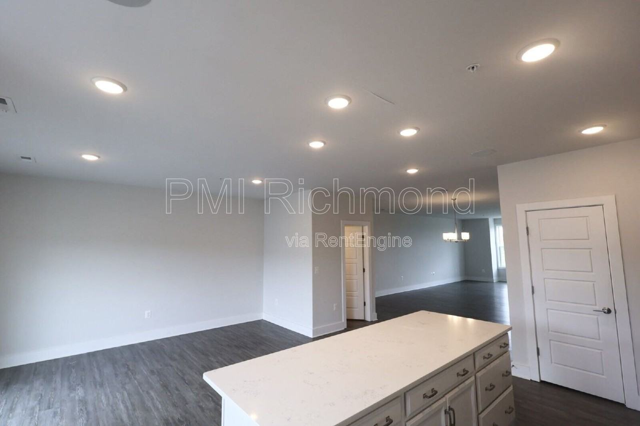 4344 Bon Secours Pkwy #B - Photo 5 of 21
