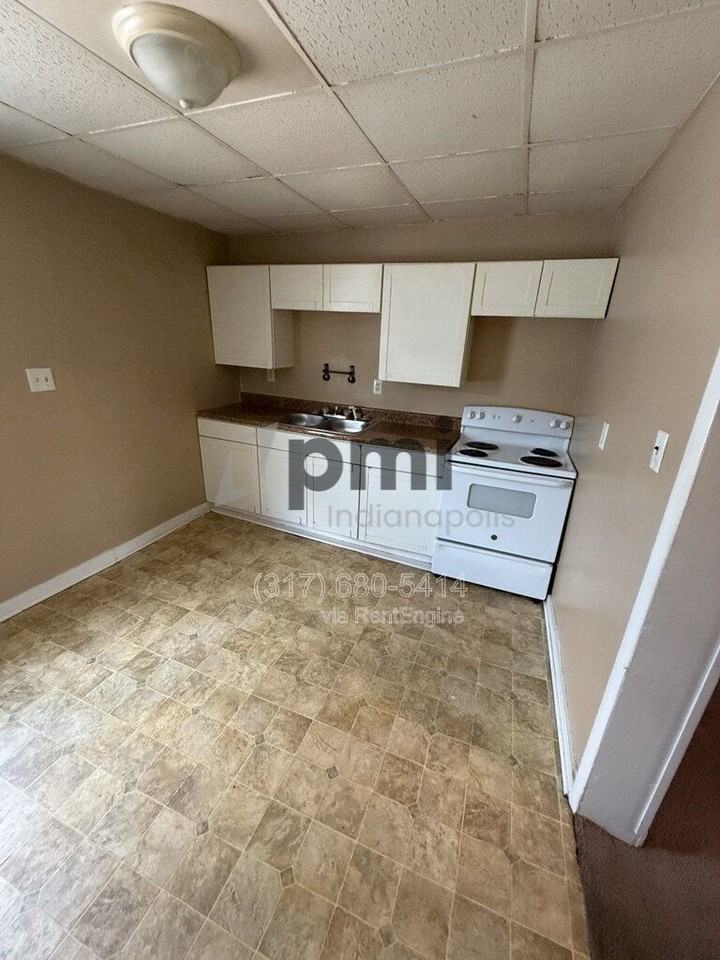 1309 Pearl St - Photo 4 of 27