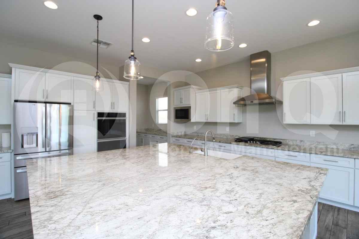 10635 E Tumbleweed Ave - Photo 3 of 35