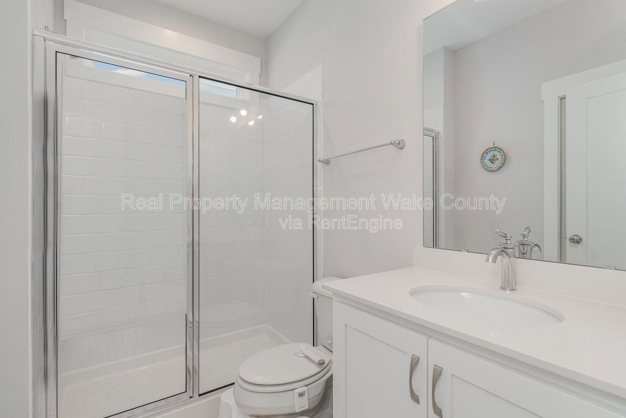 45 Millennium Dr - Photo 5 of 38