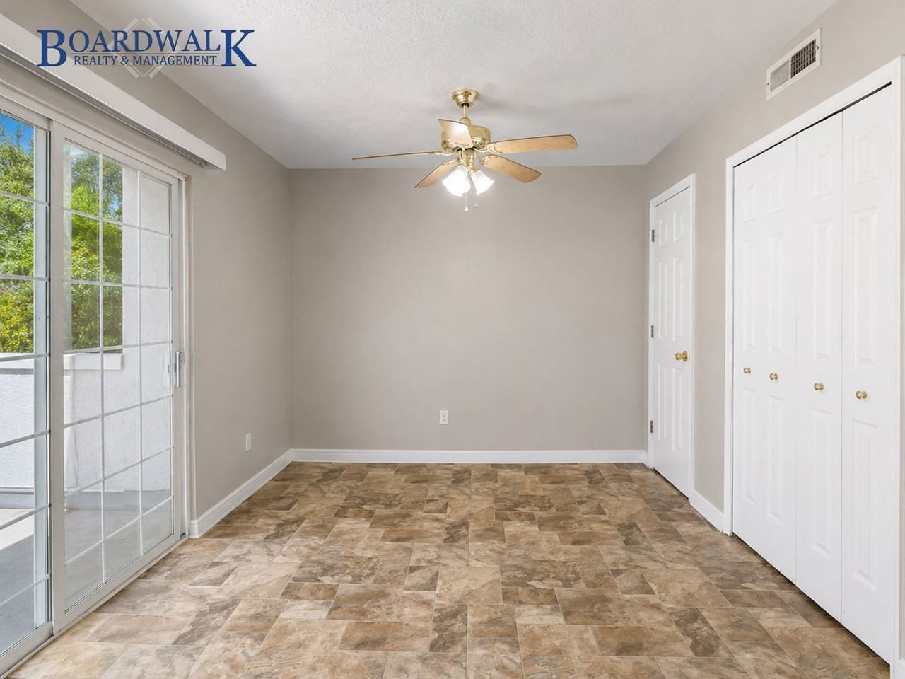 7638 S Redwood Rd #14 - Photo 7 of 21