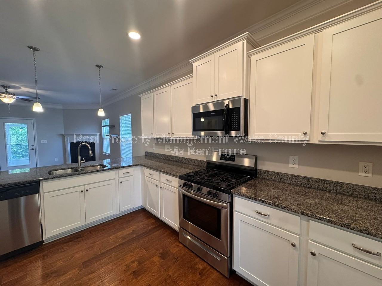 101 Benning Hills Pl - Photo 4 of 38