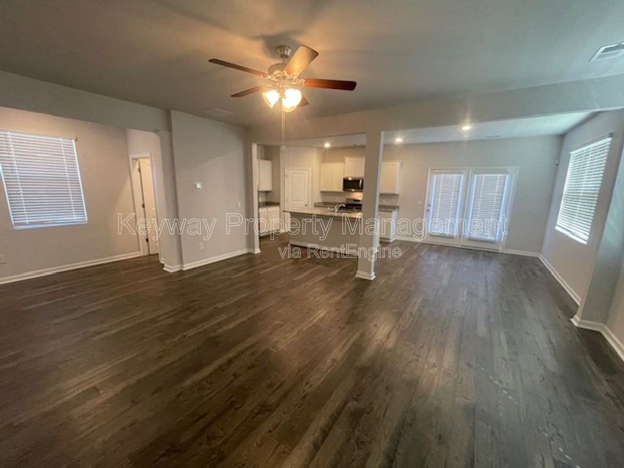 2126 Saltwater Bnd - Photo 4 of 21