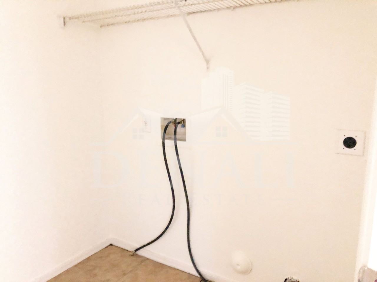 16023 W Williams St - Photo 3 of 26