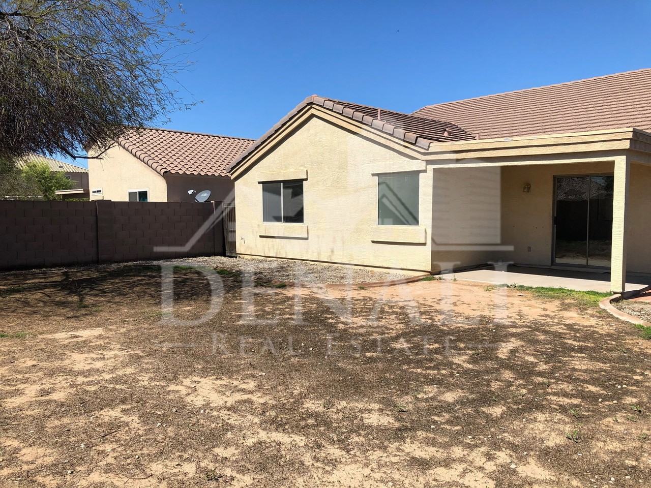 16023 W Williams St - Photo 5 of 26
