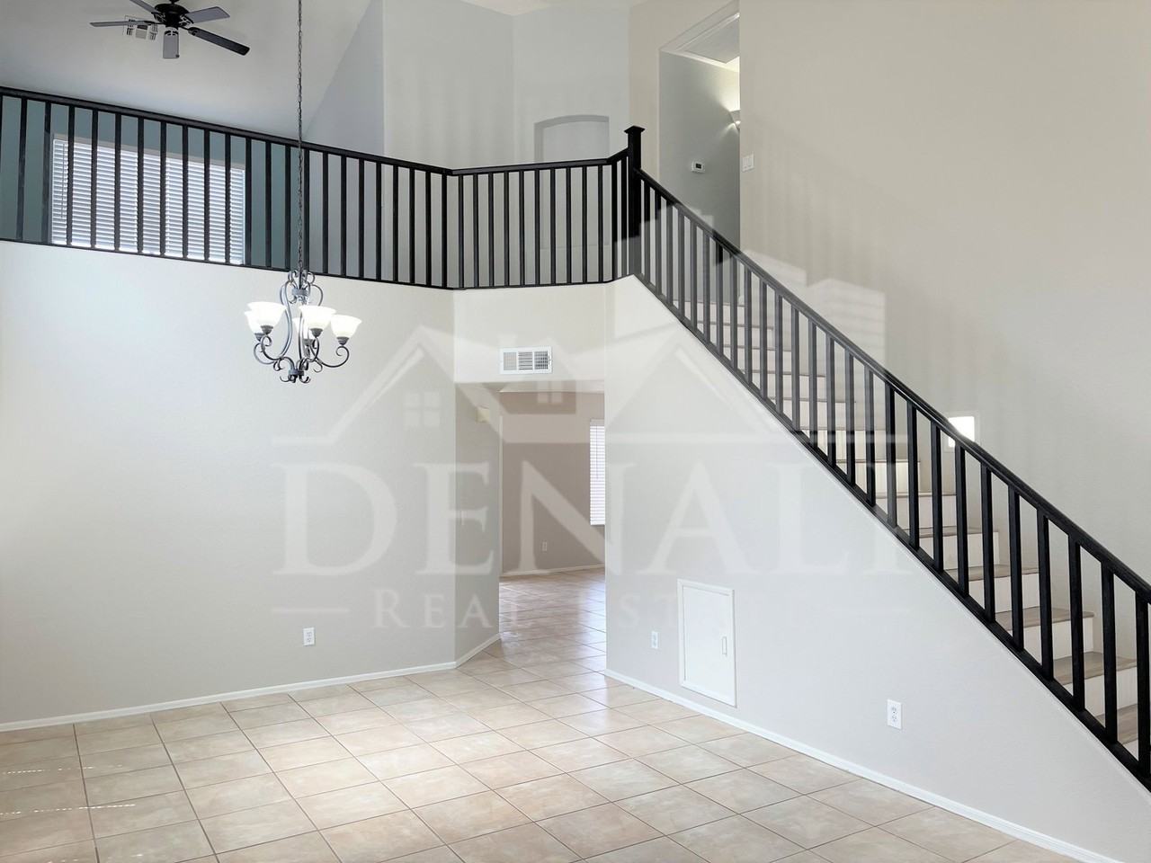 8535 W Vogel Ave - Photo 3 of 22