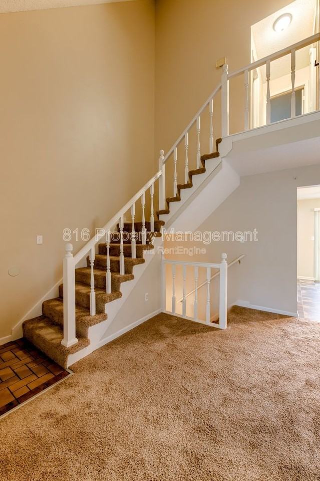 164 Sw Robin Rd - Photo 5 of 50