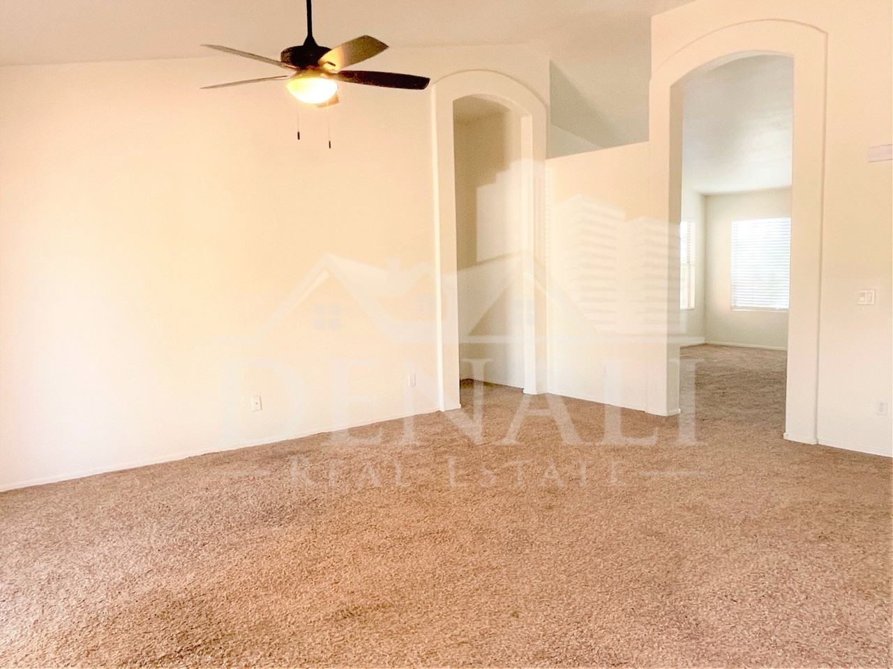 16001 N 50th Ave - Photo 5 of 25