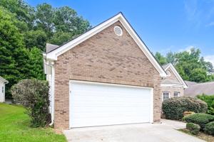 featured image of 11 Harpers Farm Dr