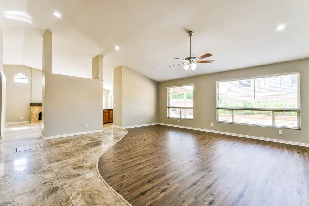 1517 W Antiqua Dr - Photo 3 of 16