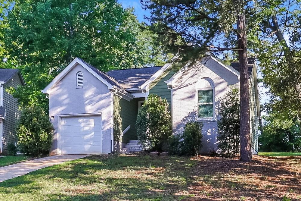 11609 Brockley Ct - Photo 3 of 16