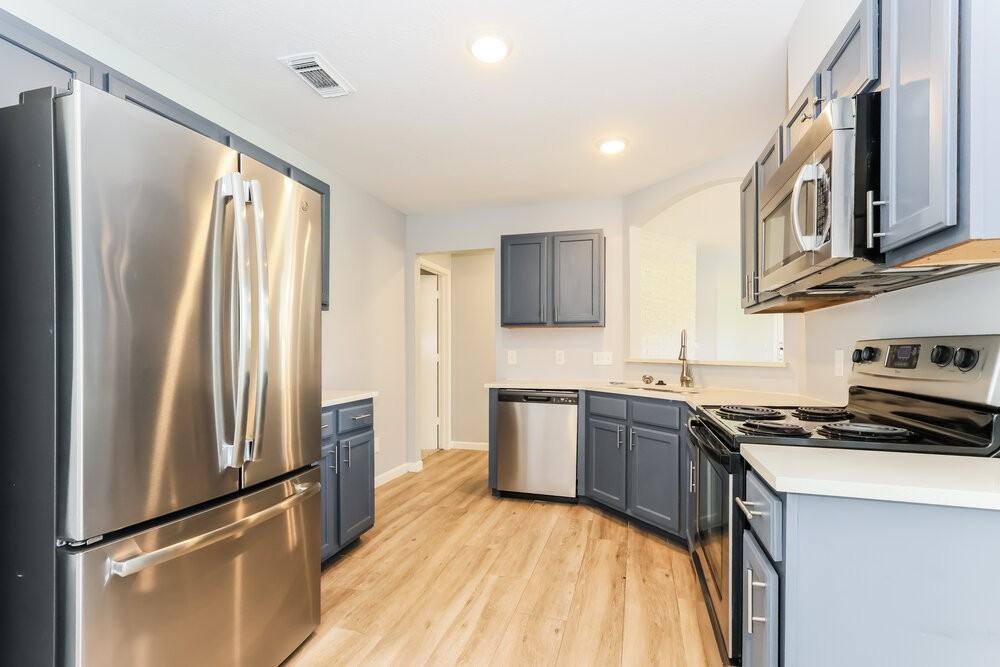 318 Lazy Ln - Photo 7 of 16