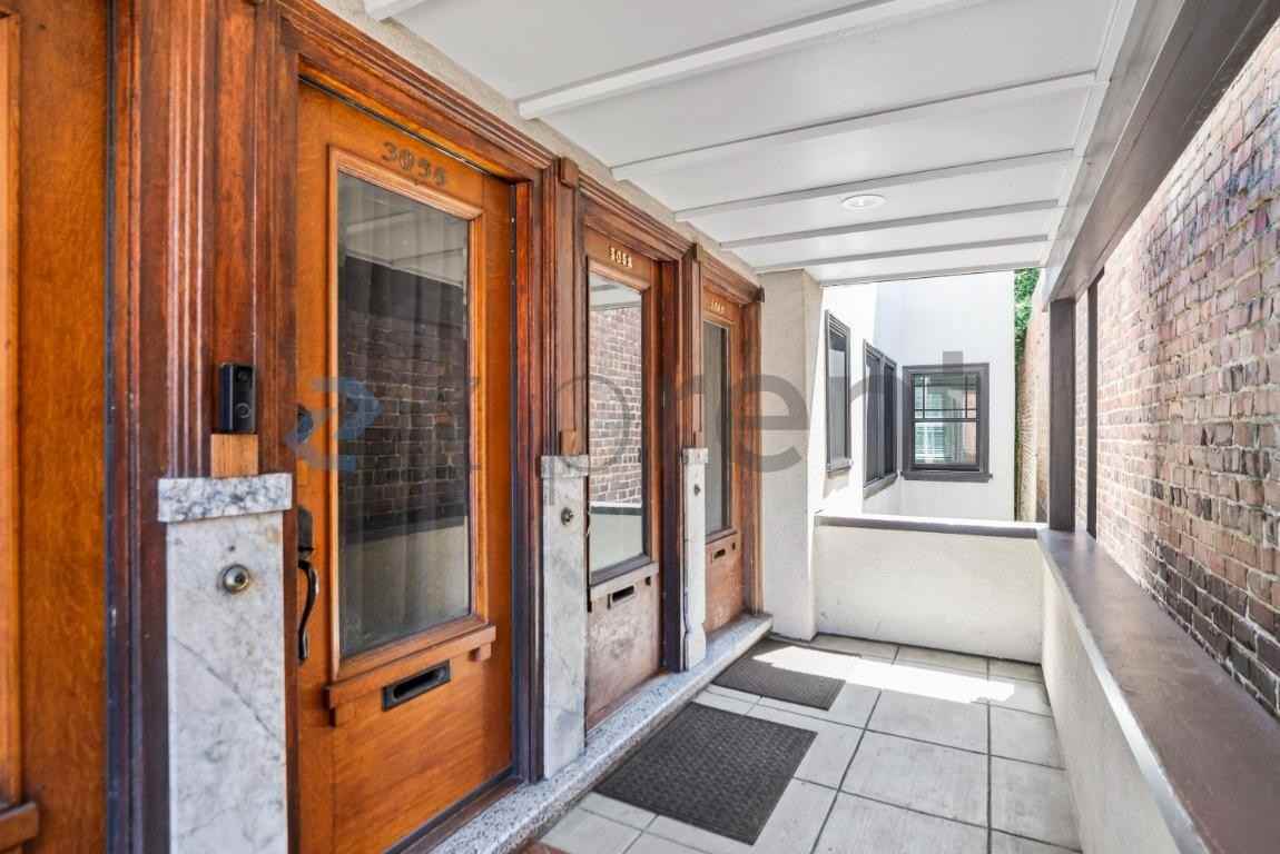 3060 Brook St - Photo 2 of 19