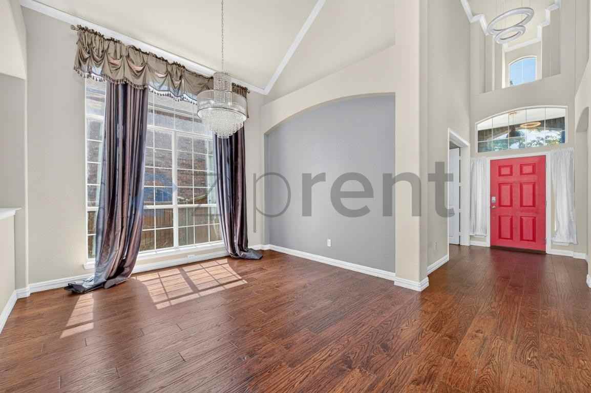 15128 Appaloosa Dr - Photo 2 of 32