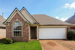 featured image of 7851 Fallstone Rd