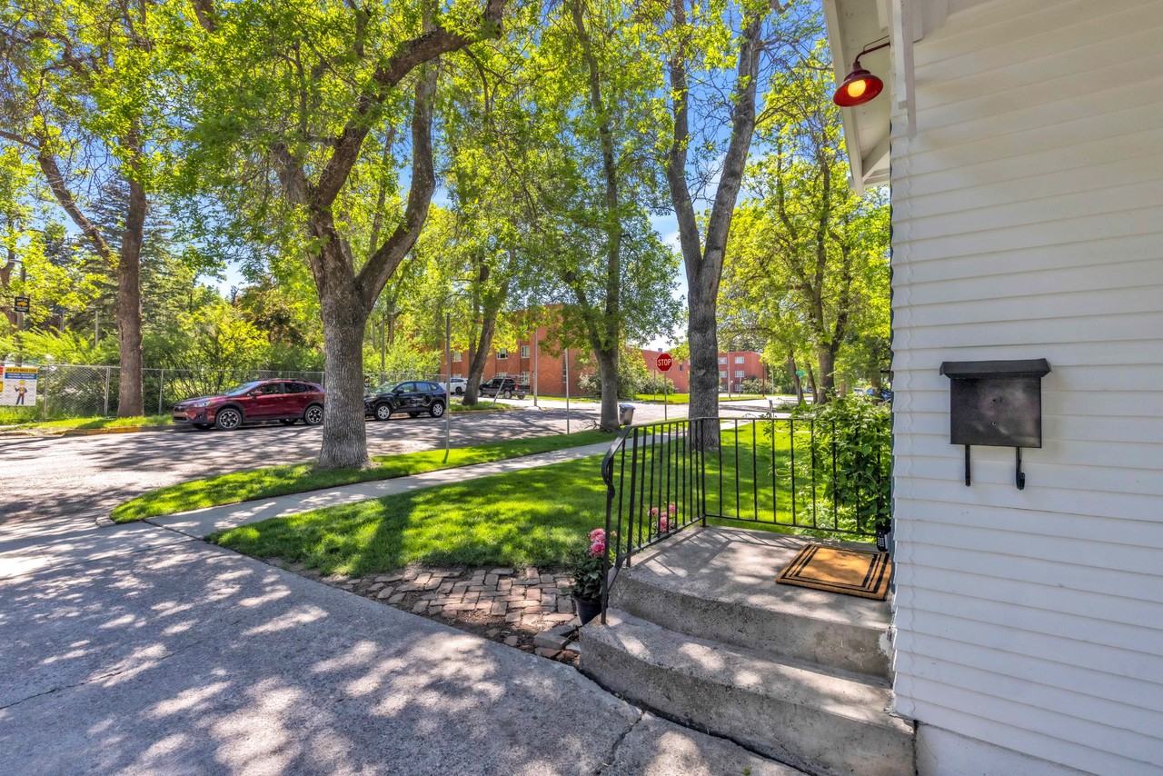 617 W Harrison St #NA - Photo 5 of 22