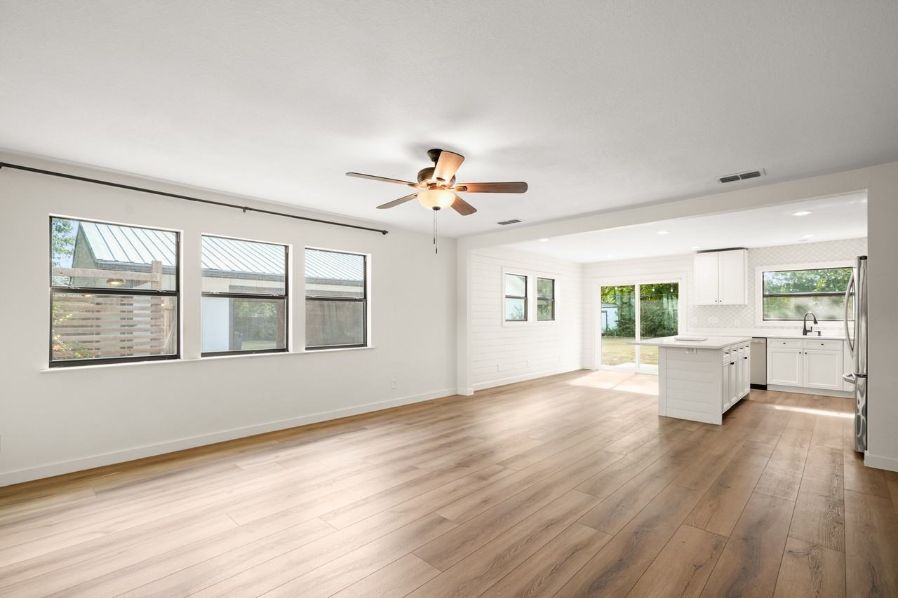 413 Sunbonnet Dr #NA - Photo 4 of 17