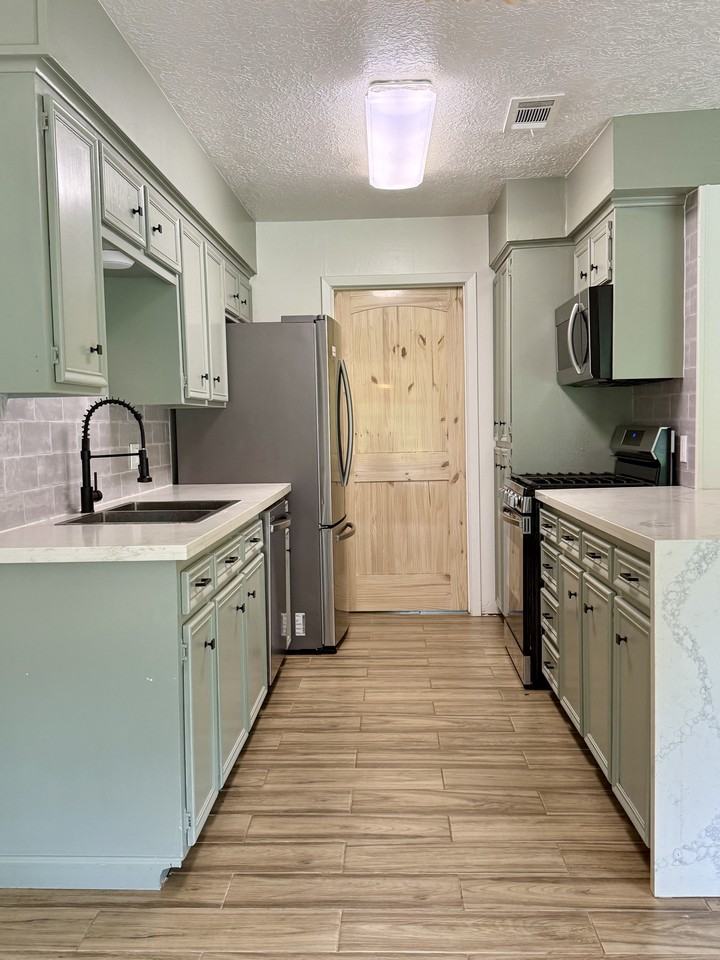 121 Magnolia Ln #NA - Photo 5 of 25
