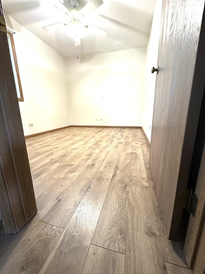 2303 Woodview Ln #NA - Photo 6 of 30