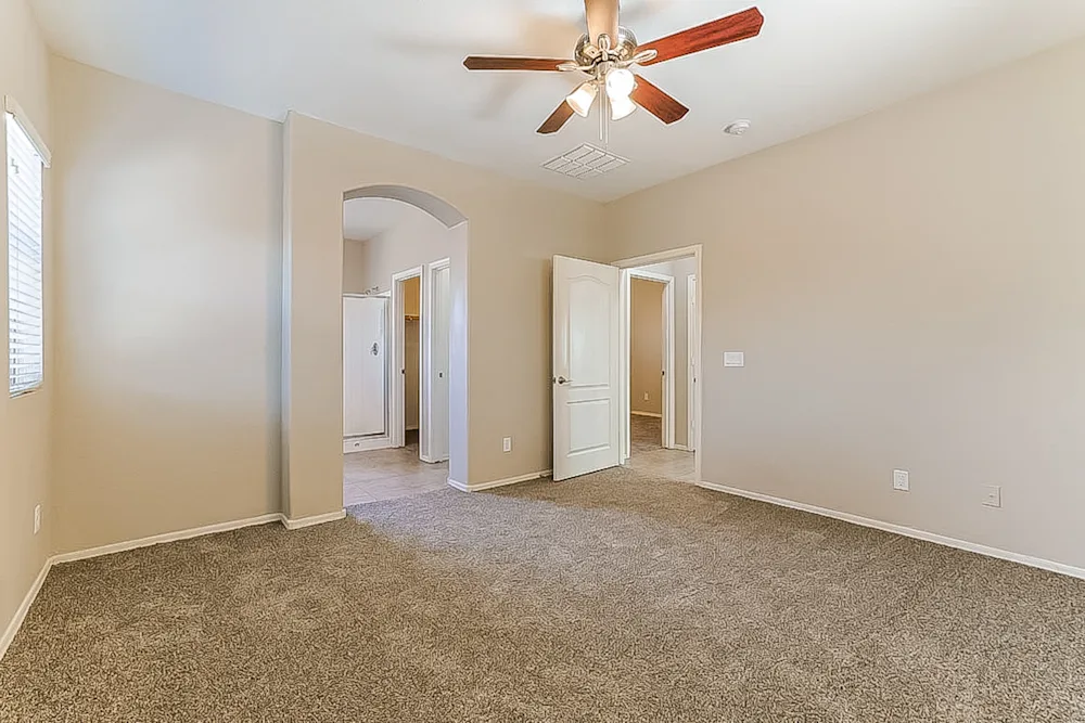 1684 W Matthews Dr #NA - Photo 3 of 12