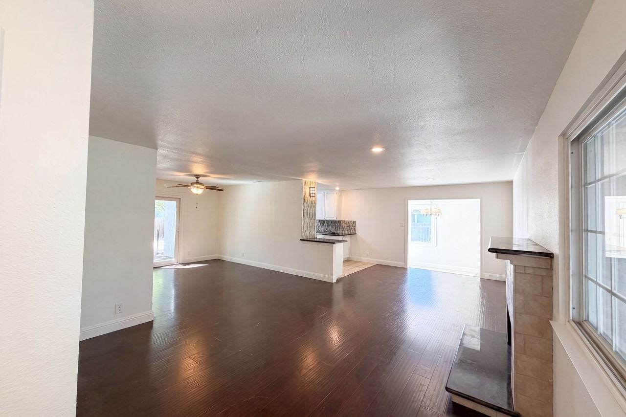208 Bryan Ave #NA - Photo 4 of 14