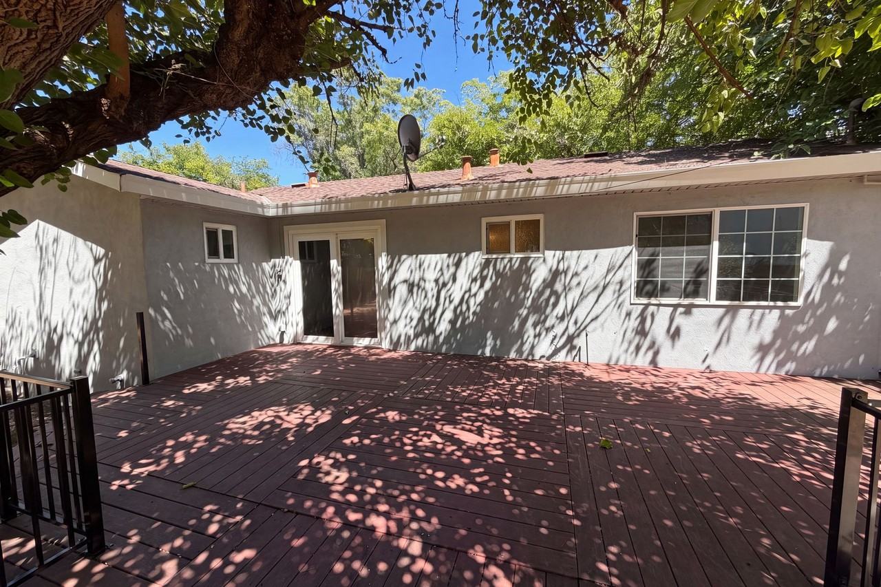 208 Bryan Ave #NA - Photo 5 of 14