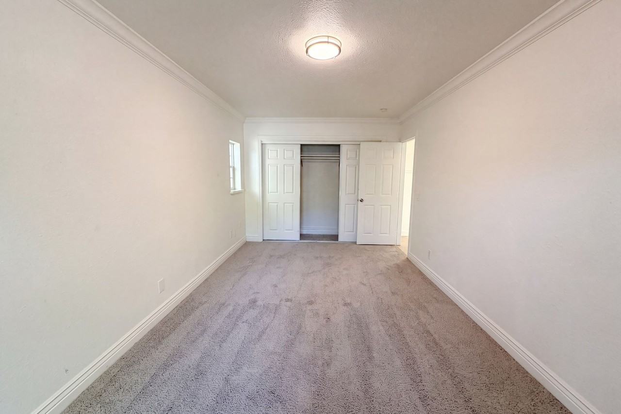 208 Bryan Ave #NA - Photo 6 of 14