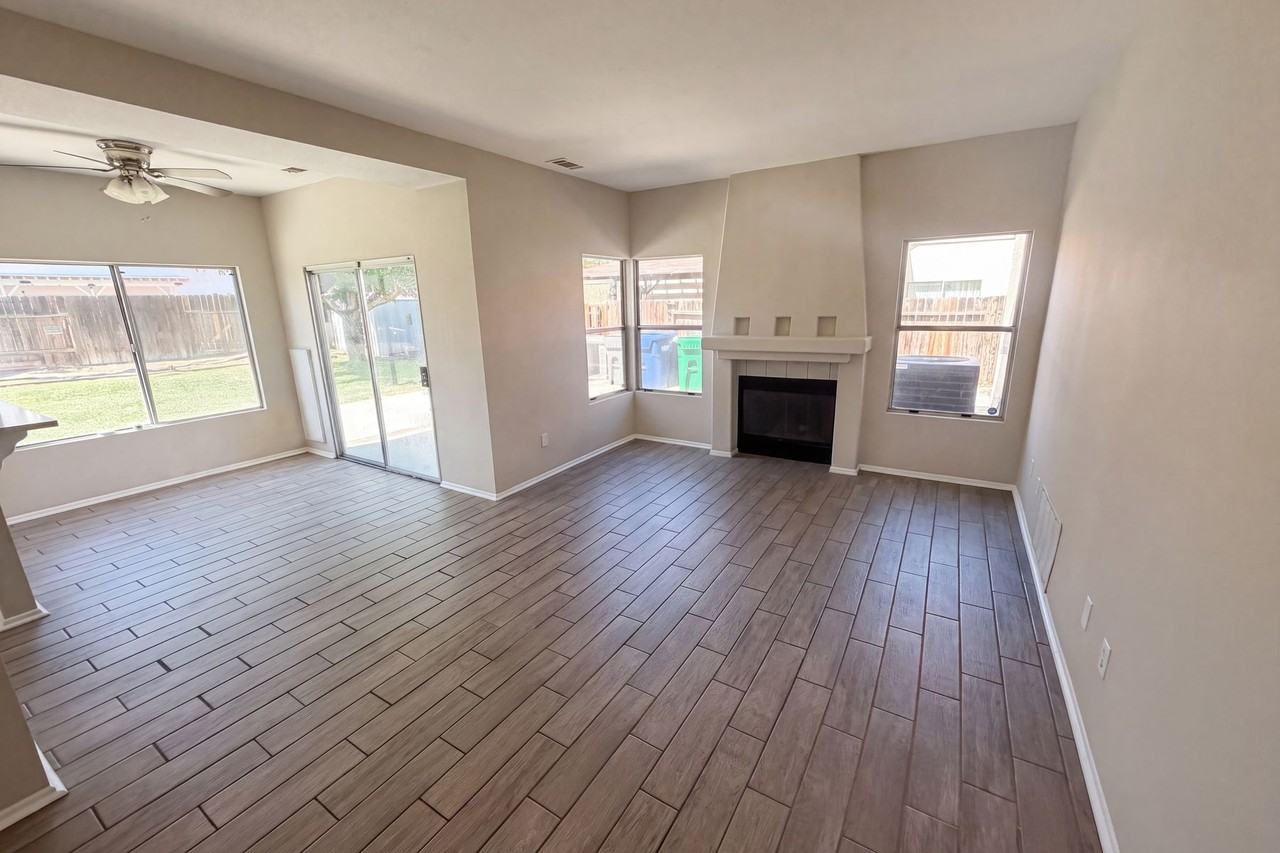 4257 Trenton Ave #NA - Photo 2 of 11
