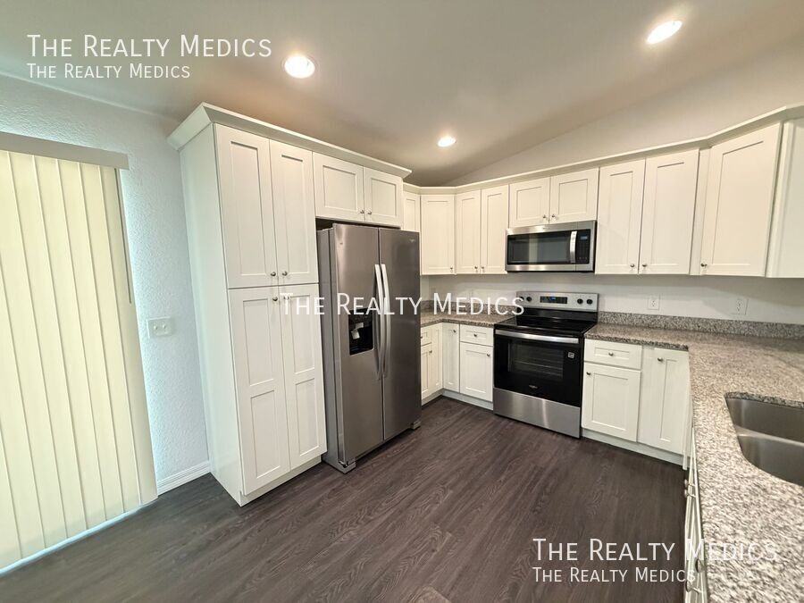 303 Sequoia Dr - Photo 6 of 22
